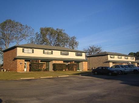 1st image of 405 McMillain St