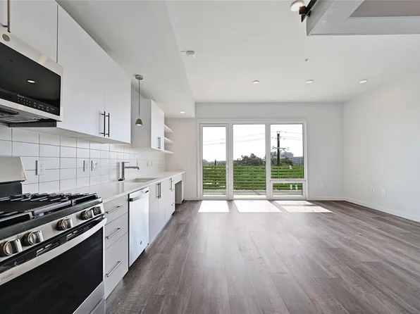4004 Banister Ln #303, Austin, TX 78704