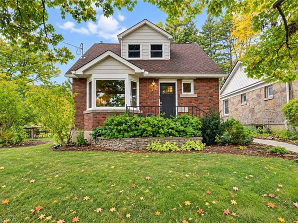 40 Forest Rd, Cambridge, ON N1S 3B2