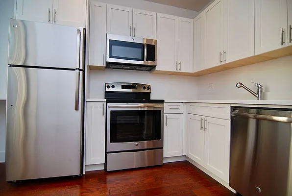 Rented by Building Equity Real Estate LLC | media 9