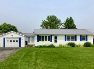 27 University St, Presque Isle, ME 04769