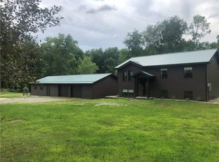 123 Smith Rd, Volant, PA 16156