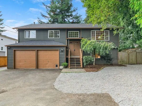 10739 Densmore Ave N, Seattle, WA 98133