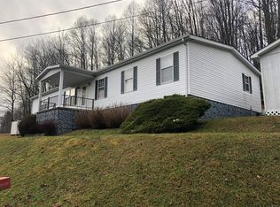 118 Laura Dr, Midway, WV 25878