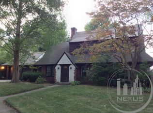 19 Ridge St, Pawtucket, RI 02860