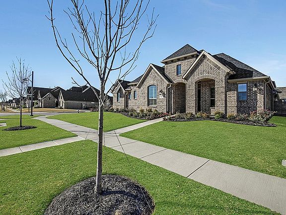 3rd image of 1301 Treeline Dr