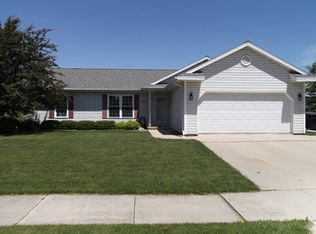 420 La Vesta Ct, BRILLION, WI 54110
