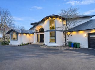 43619 Bracken Dr, Chilliwack, BC V2R 4A4