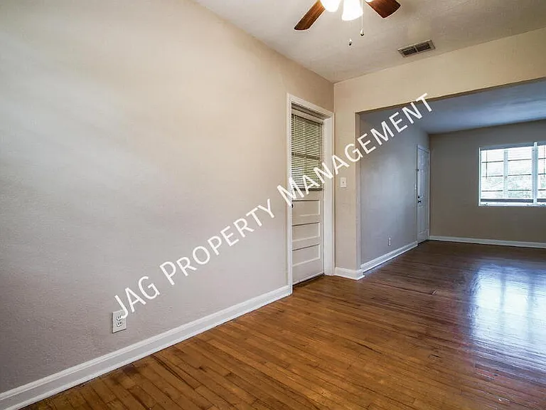 2761 Saint Johns Ave #7 — Photo 14