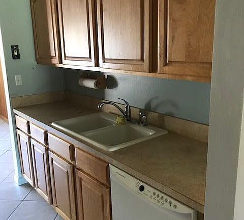3rd image of 4023 Mount Sterling Ave #4023