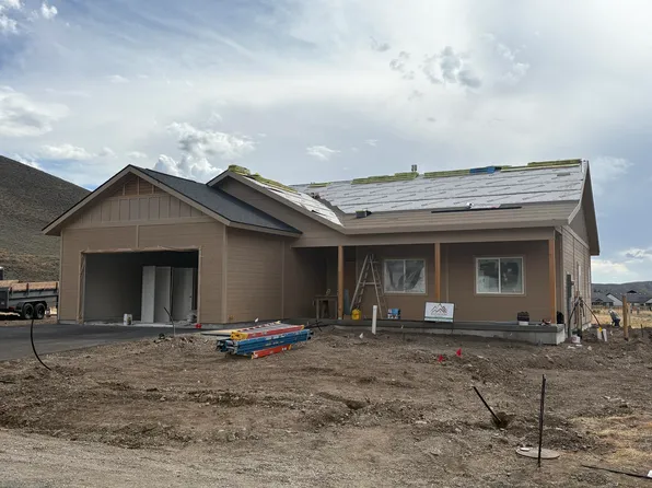 107 Billings Ct, Bellevue, ID 83313