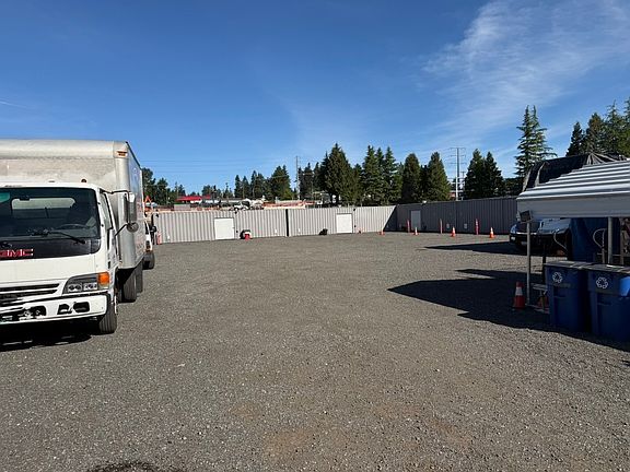 5th image of 12826 Avondale Way