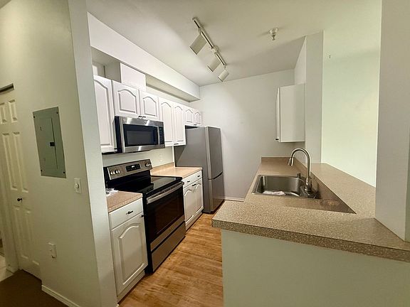 5th image of 801 Rainier Ave N Unit G236