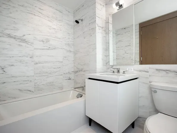 200 East 21st Street image 5 of 9