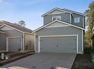1014 S View Dr, Molalla, OR 97038