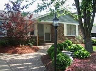 2777 Blarefield Dr, Columbus, OH 43231