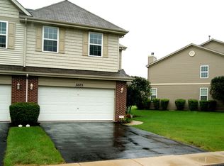 1103 W Kingsley Dr, Romeoville, IL 60446