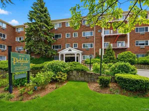 828 Pelhamdale Avenue #2P, New Rochelle, NY 10801