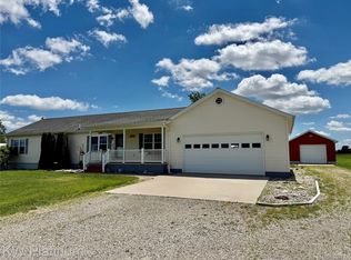 6069 Harris Rd, Jeddo, MI 48032