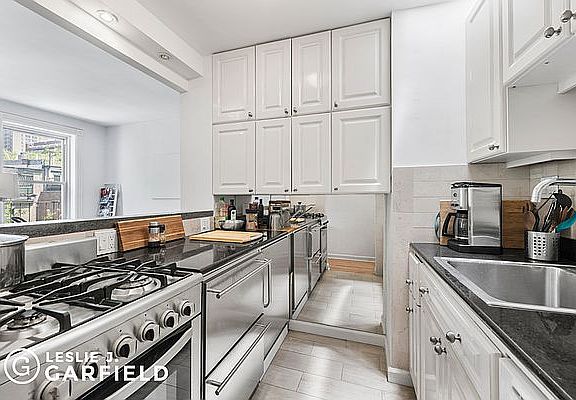 5th image of 149 W 87th St APT 4