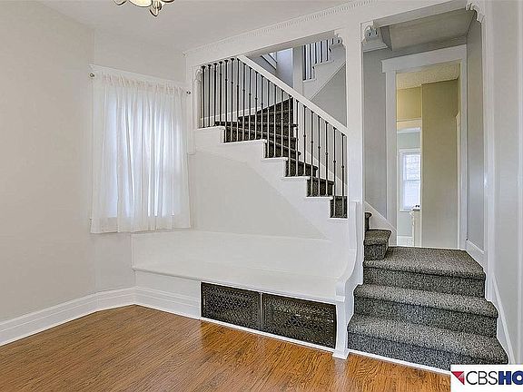 5th image of 3030 Marcy St