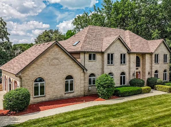 771 E Hickory Ave, Addison, IL 60101