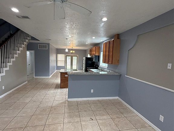 4th image of 5810 Stuebner Airline Rd #B-a