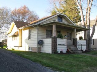 418 Pierce Ave, Sharpsville, PA