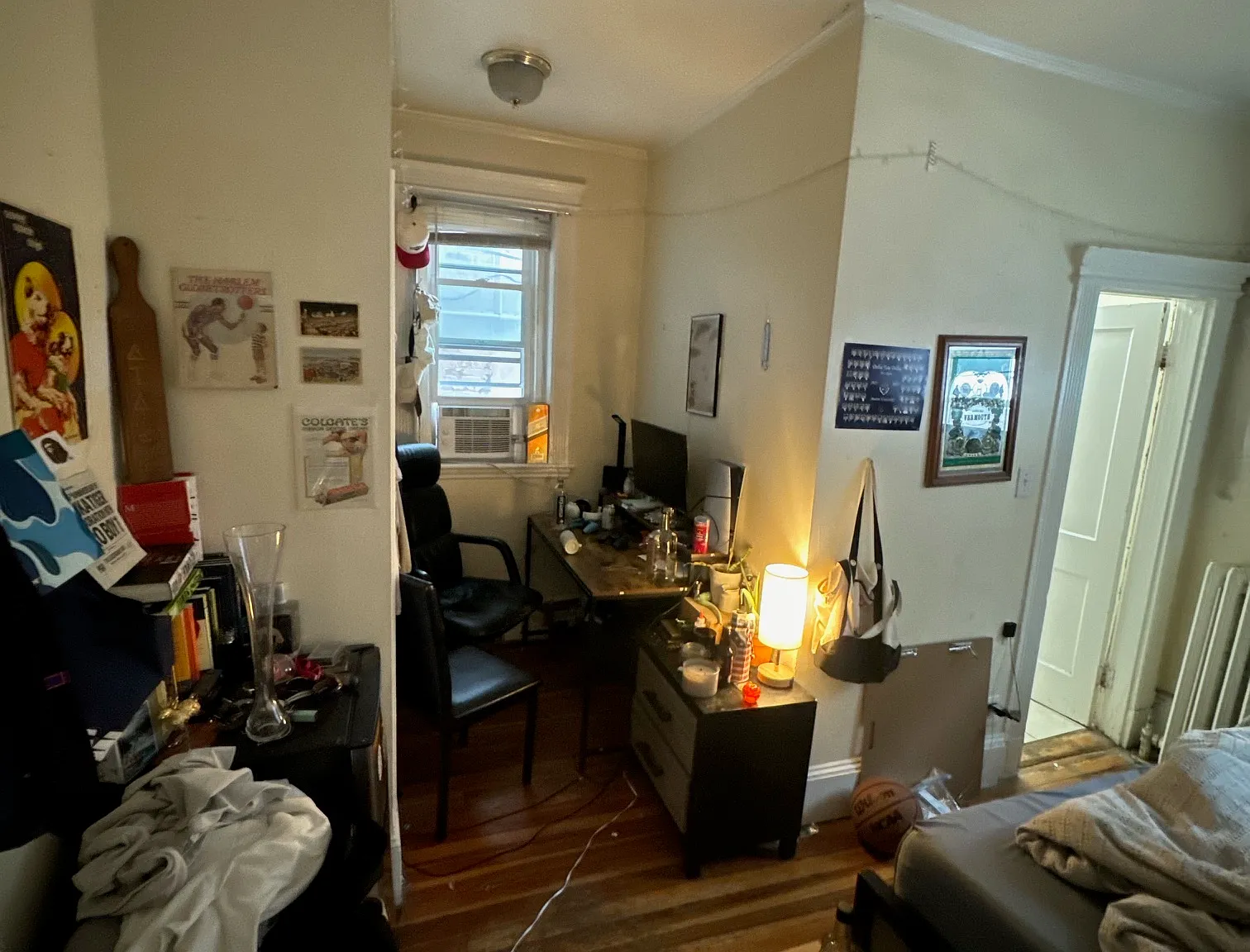 4 bed, 1200 sqft, $6,600 — Photo 4