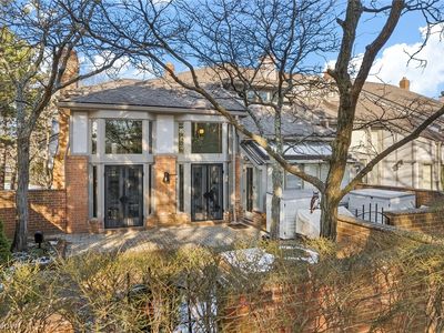 25450 Fairmount Blvd APT 10, Beachwood, OH, 44122