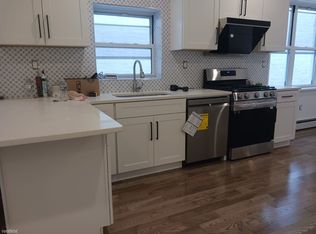 51 Bay 40th St, Brooklyn, NY 11214