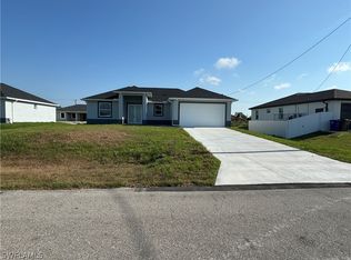 2914 24th St SW, Lehigh Acres, FL 33976