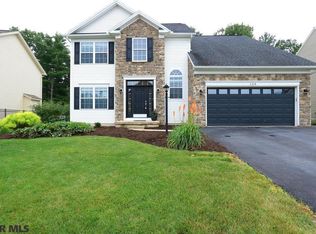 124 Glenndale Dr, Port Matilda, PA 16870