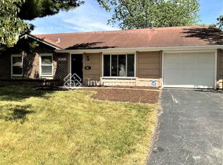 1005 Harvard Ln, Matteson, IL 60443
