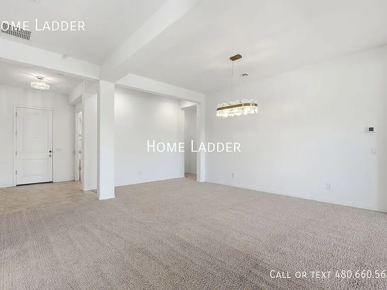 10812 E Tesla Ave — Photo 9