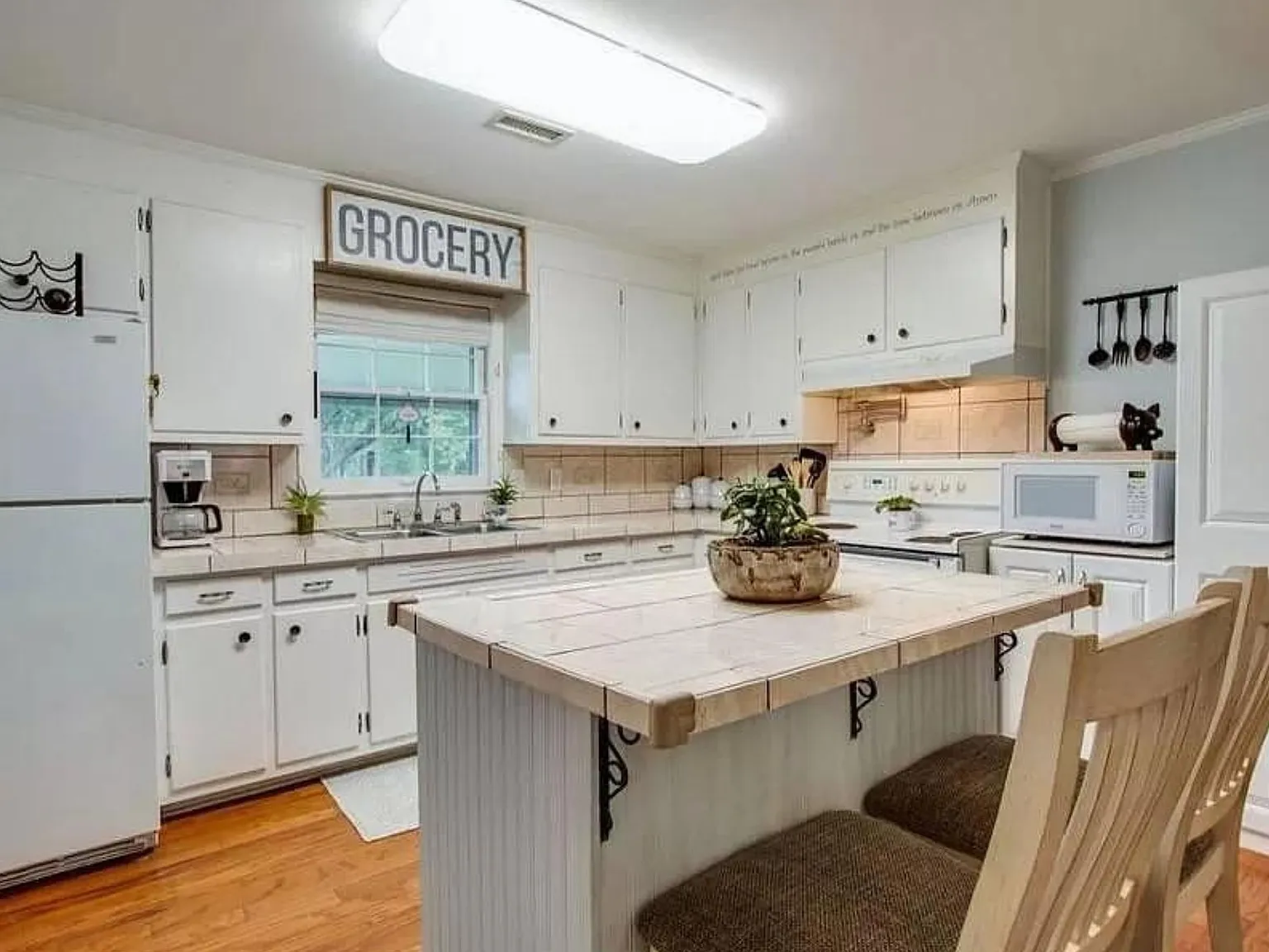 1677 Coleman Hill Rd — Photo 4