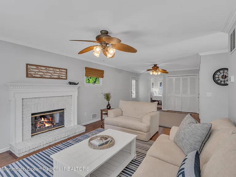 608 Brielle Ave — Photo 17