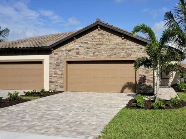 9062 Woodhurst Dr, Naples, FL 34120
