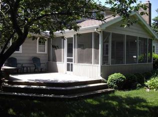 2126 Butternut Dr, Okemos, MI 48864