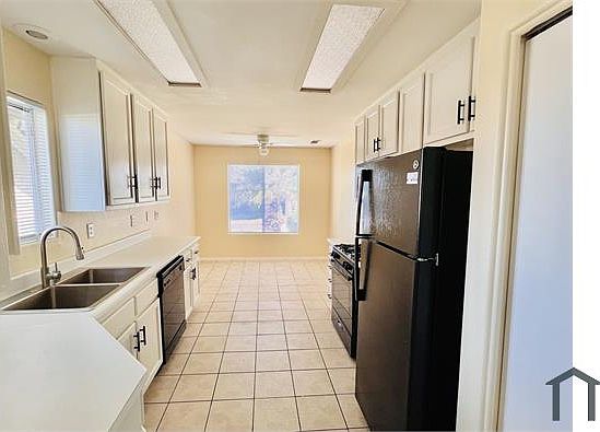 3rd image of 1421 Linnbaker Ln Unit 103