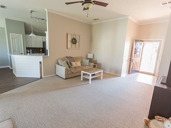 5th image of 510 Horseshoe Ln