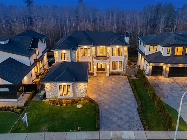 16561 29a Ave, Surrey, BC V3Z 0X9