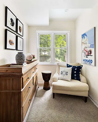 Sold by Compass | media 6