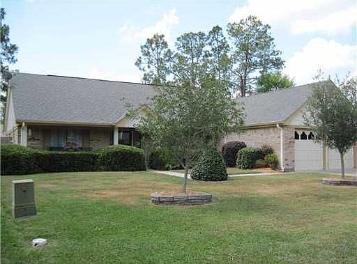 3rd image of 120 Willow Wood Dr