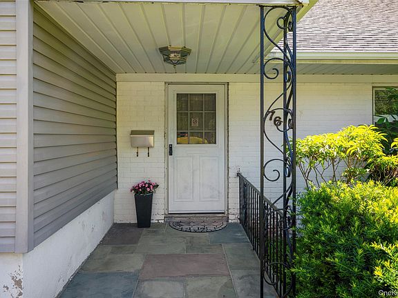 5th image of 76 Soundview Avenue