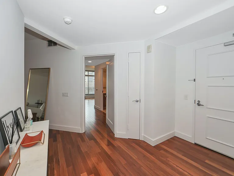 8100 River Rd #601 — Photo 8