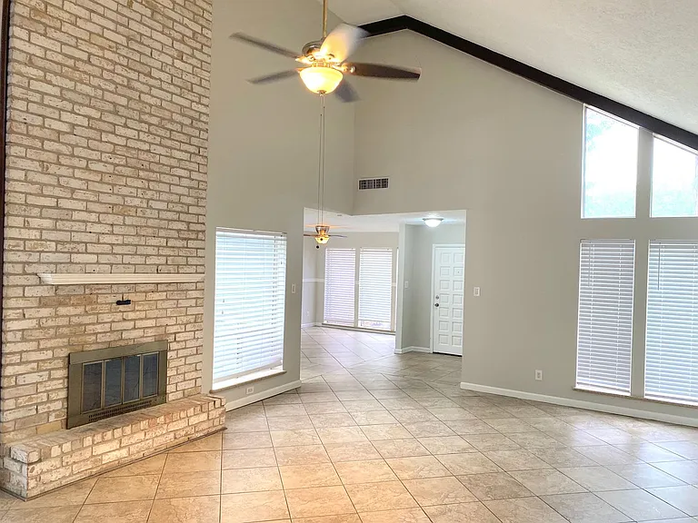 14934 Elmont Dr — Photo 12