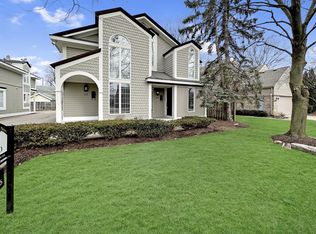 677 E Lincoln St, Birmingham, MI 48009