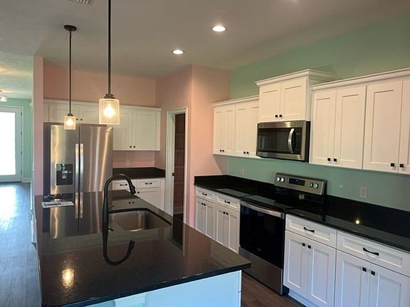 3rd image of 12518 NW 159th Way