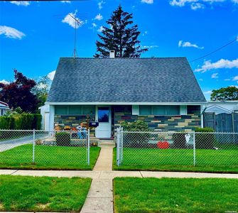 885 Grand Boulevard, Westbury, NY, 11590